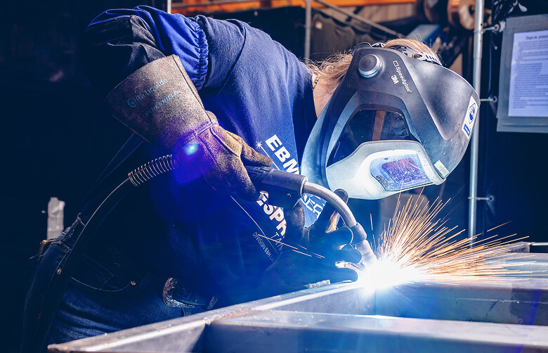 <span>Working with us,</span> it’s rewarding!